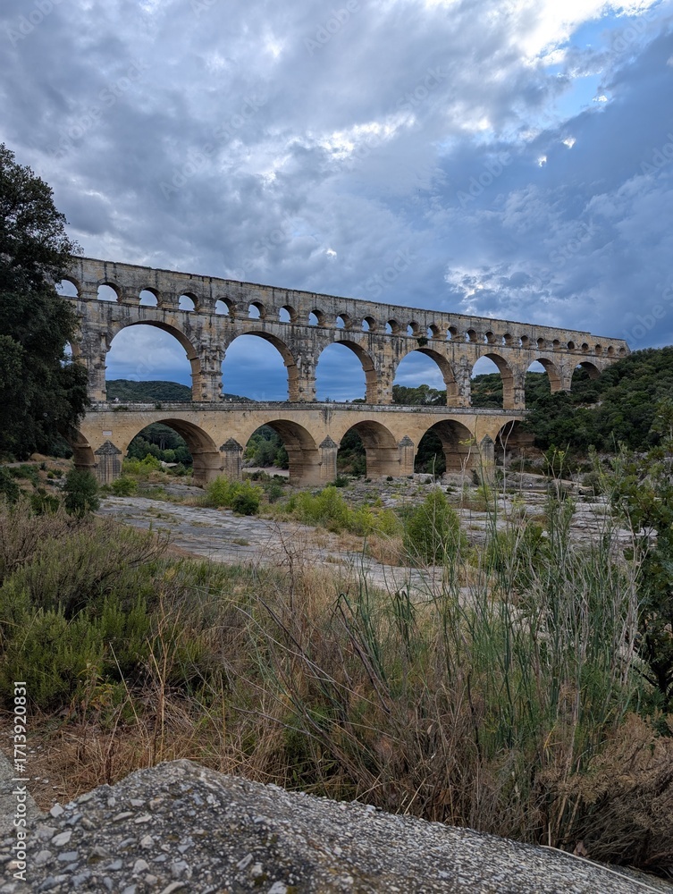 Obraz premium Pont du Gard aqueduct in Provence, France