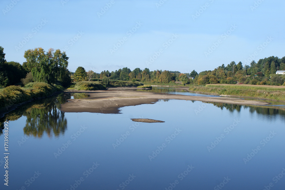 Fototapeta premium 2025 Drought of the Missisquoi River in Vermont