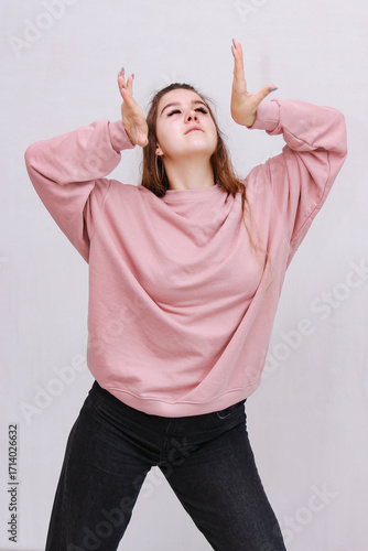 Wallpaper Mural happy young woman Torontodigital.ca