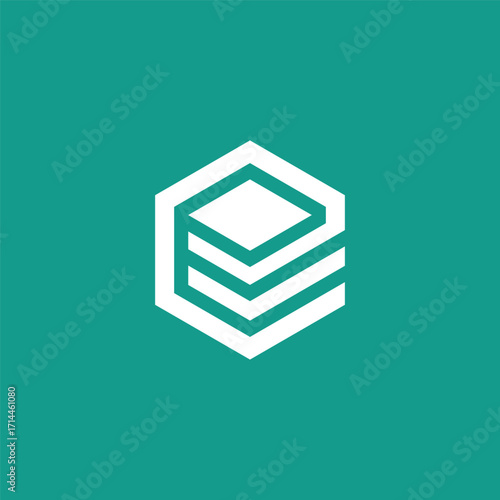 Cube Hexagon Letter E Logo Design Vector Template