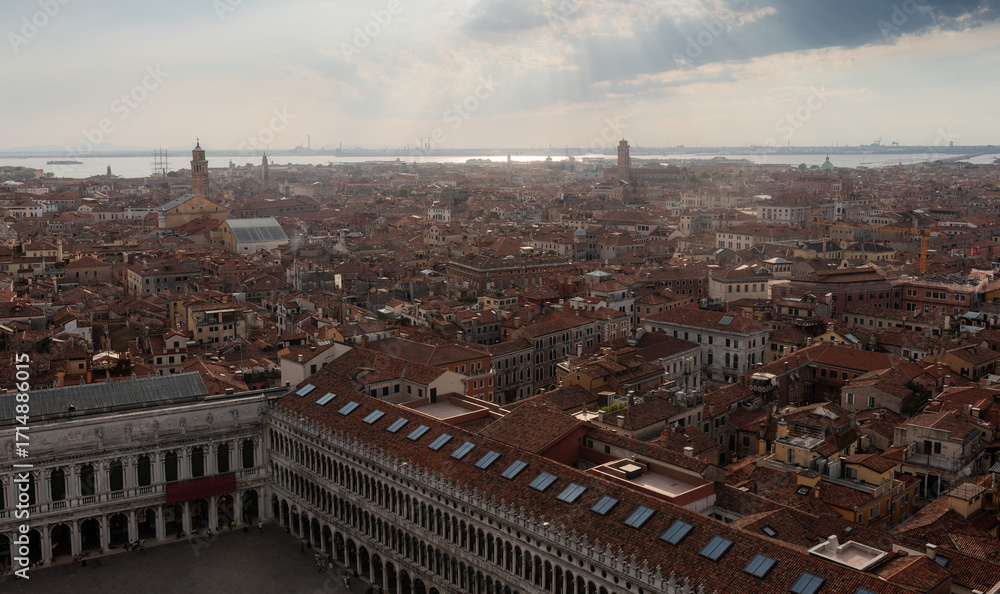 Obraz premium Venice day view from the top, Piazza San Marco