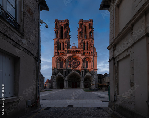 Wallpaper Mural Laon Cathedral, Notre-Dame de Laon Torontodigital.ca