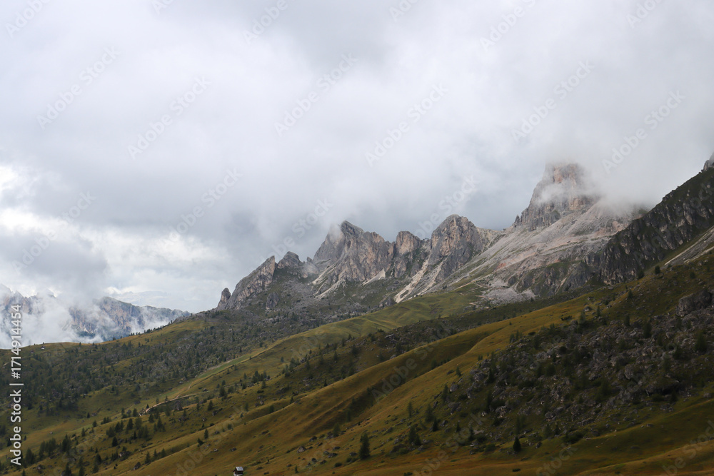 Naklejka premium Mountain landscape in the alps - Giau pass