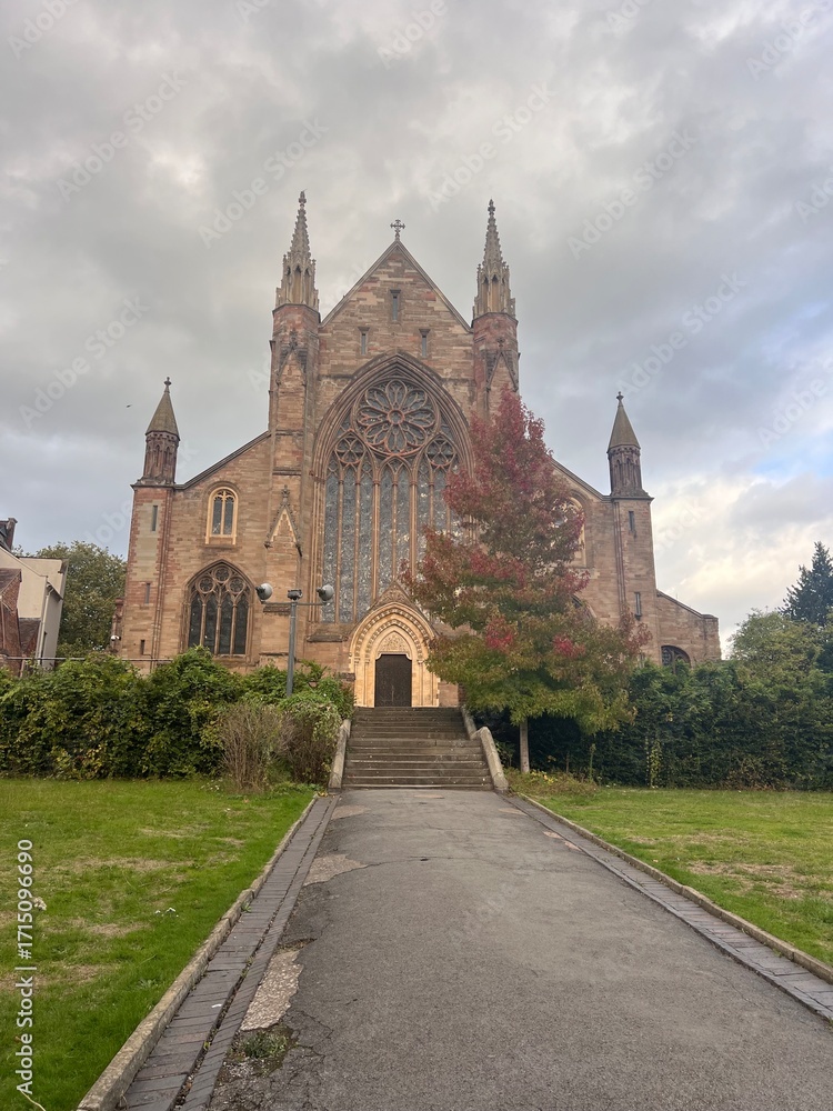 Fototapeta premium Beautiful architecture of medieval cathedral 