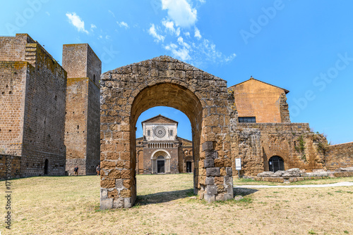 Tableau sur toile Chiesa di San Pietro, Tuscania