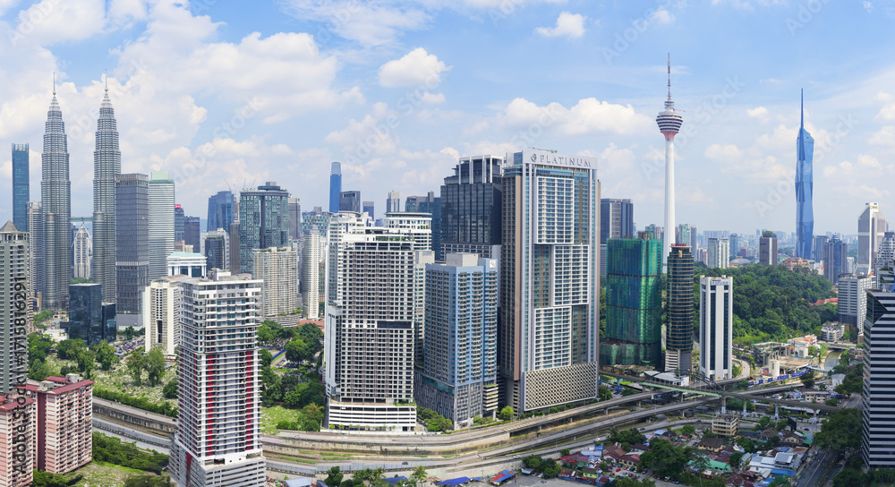 Obraz premium Kuala Lumpur city skyline, Malaysia, Asia