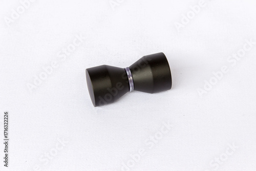 
Door handles, openings, hardware, metal doorknobs, sandpaper, discs
metal drill bits