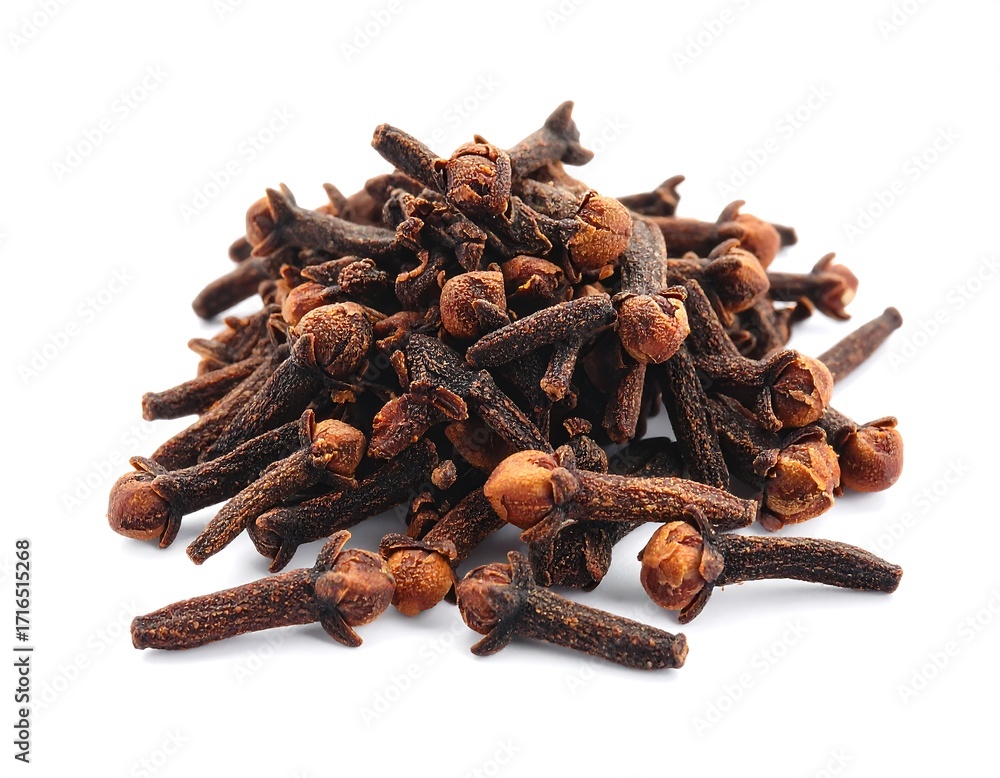 Obraz premium Pile of dried cloves against white background