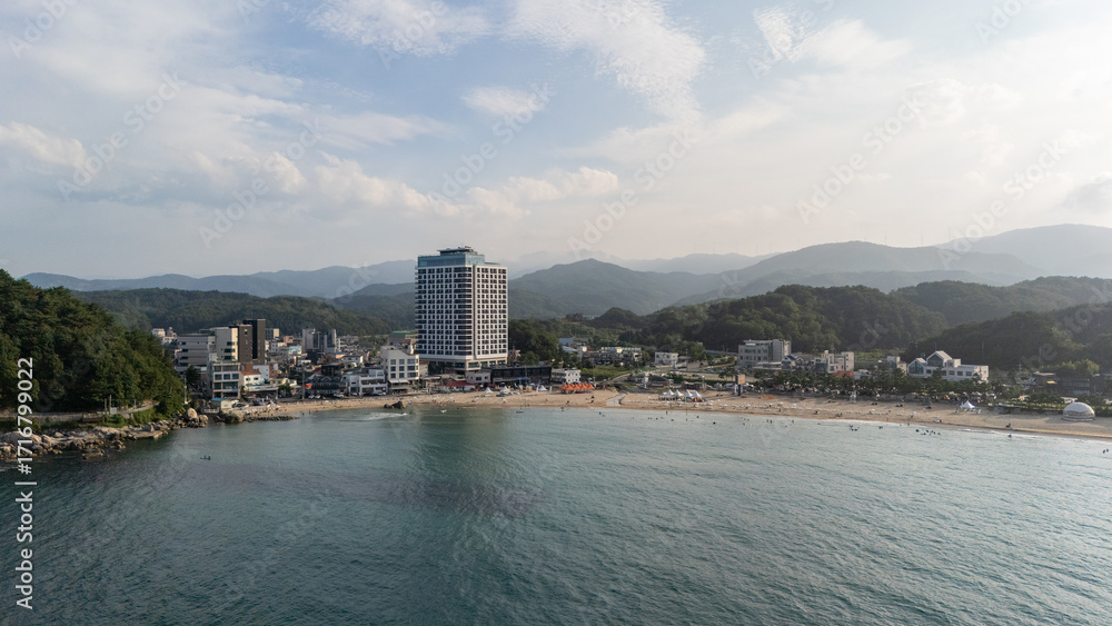 Fototapeta premium panoramic view of a south korean beach