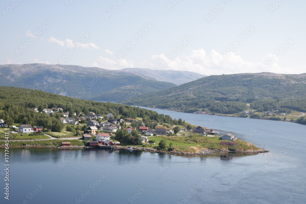 Fototapeta premium village on the lake