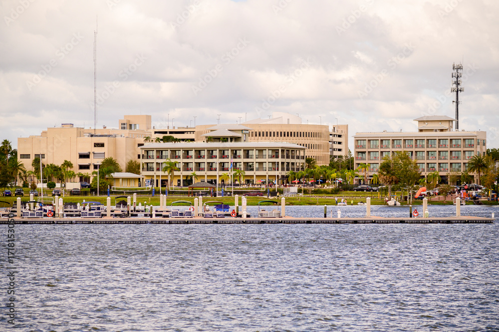 Naklejka premium Buildings by the lake