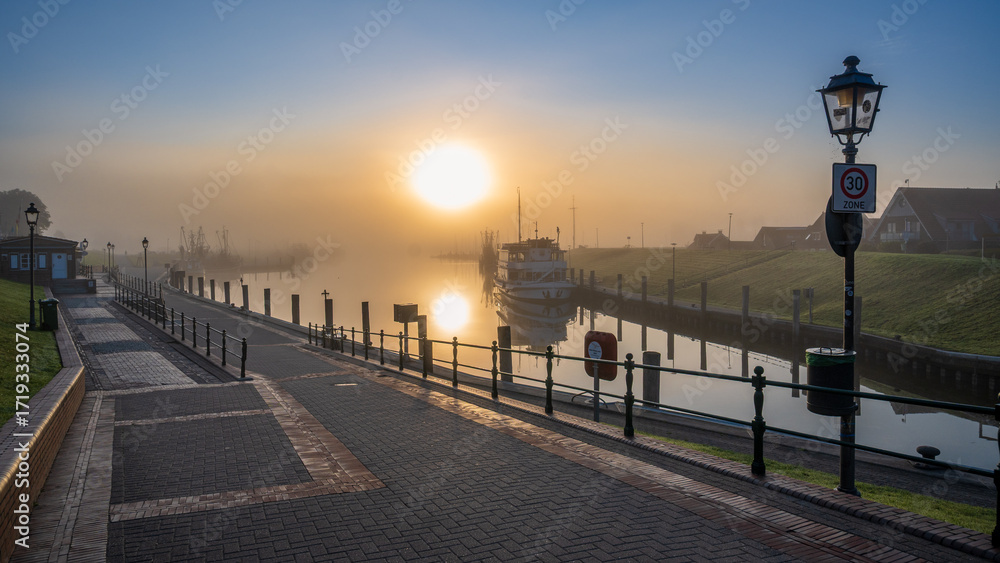 Obraz premium Greetsieler Hafen