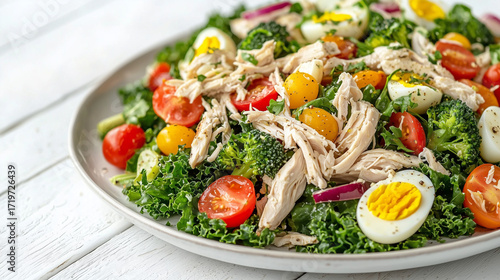 チキンと卵の彩りグリーンサラダ