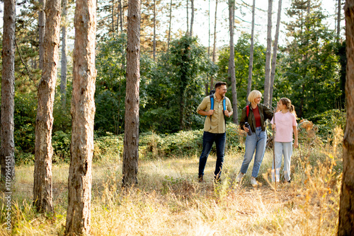 Family enjoys a hiking adve...