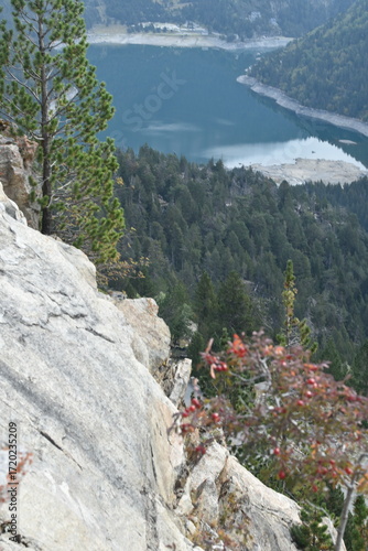 Le Lac d'Orédon dans la réserve naturelle du Néouvielle