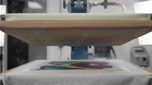 Proses Pencetakan Sublimasi pada Kaus dengan Mesin Heat Press