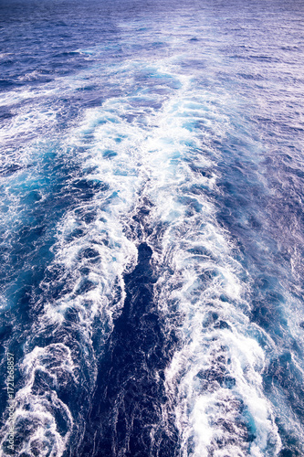 Wallpaper Mural Blue water behind the ship Torontodigital.ca