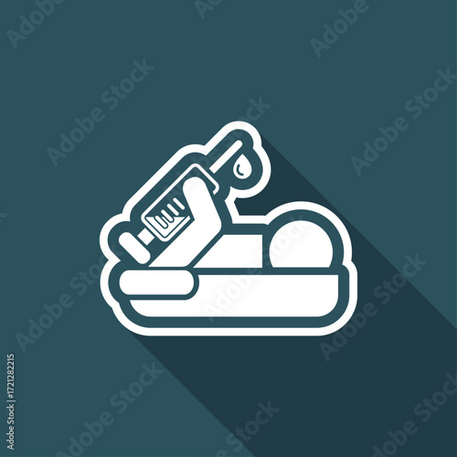 Syringe icon