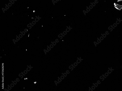 Alpha channel - Glass break effect