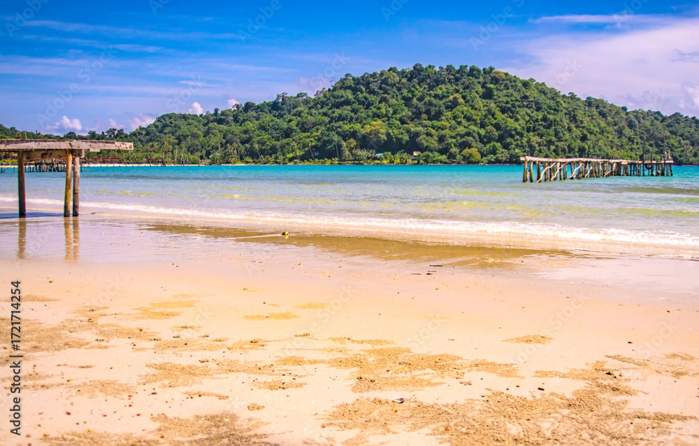 Fototapeta premium tropical beach in thailand