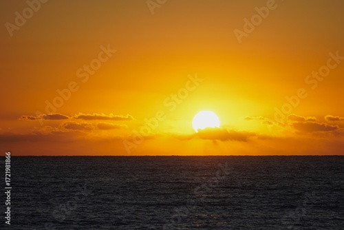 Fotografie Sunset over the sea