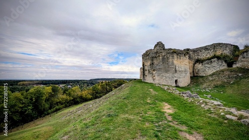 COUCY-LE-CHATEAU-AUFFRIQUE (Aisne)