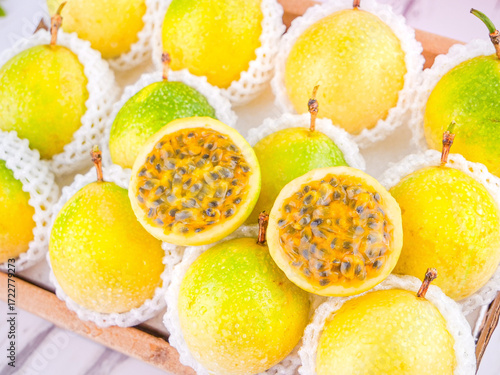Fresh Golden Passion Fruit from Hainan China with Honey-Colored Pulp and Seeds