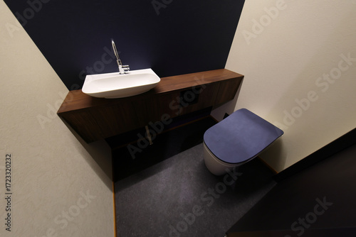 注文住宅のスタイリッシュなトイレ空間