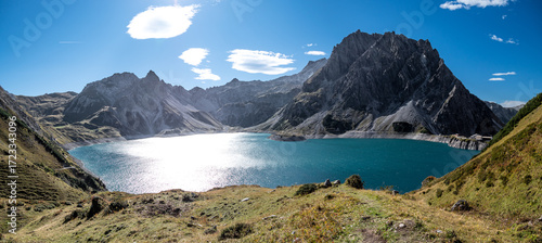 Vorarlberg, Österreich: Panorama des Lünersee