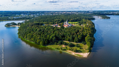 Photos Aerial view of the Pažaislis Monastery located on a peninsula in the Kaunas Rese
