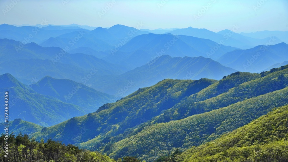 Fototapeta premium Beautiful natural scenery from Sobaeksan Mountain, Korea