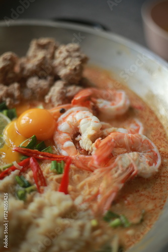 Shrimp and pork stew with vegetables