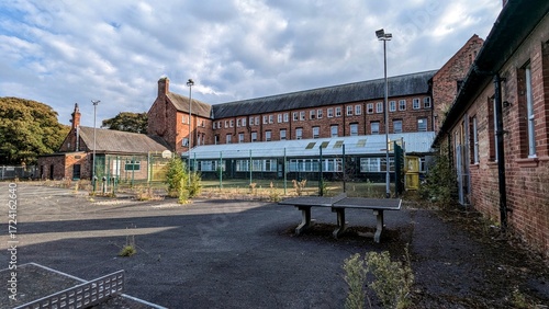 Fotografi Abandoned Clarence House High School Formby, Liverpool