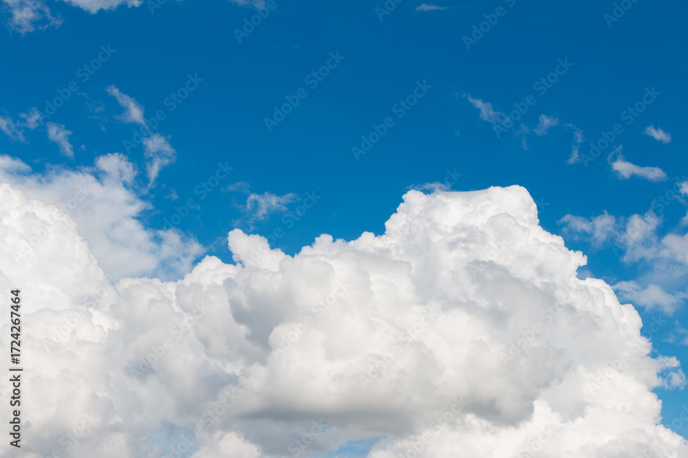 Naklejka premium beautiful blue sky with clouds on bright sunny day in Chiang Mai Thailand