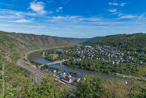 Moselregion - Deutschlands ältestes Weinbaugebiet und das größte Steillagenweinbaugebiet der Welt
