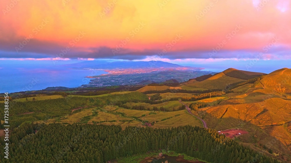 Fototapeta premium sunset over the mountains