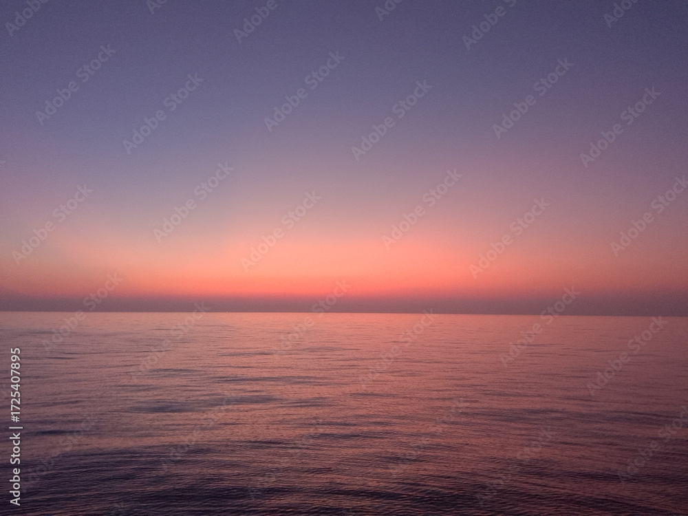 Fototapeta premium sunset over the sea