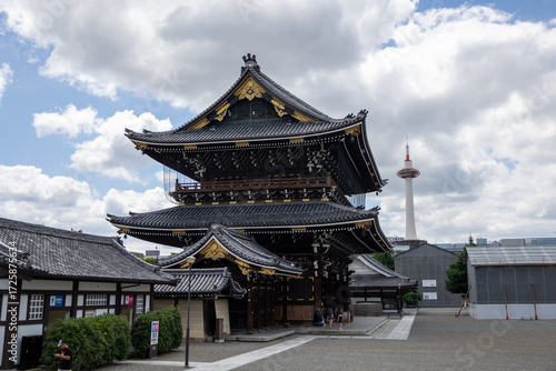 Higashi Hongan-ji Temple, kyoto
