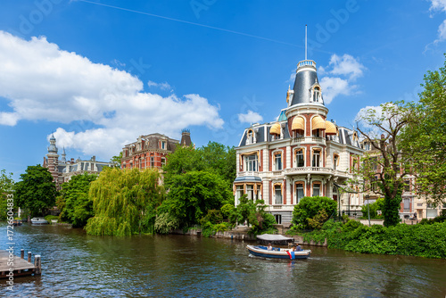 Fotografie View of the canals in Amsterdam