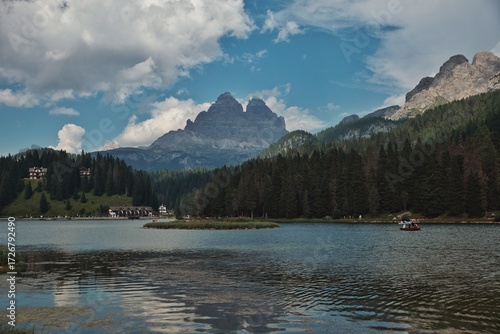Lago alpino