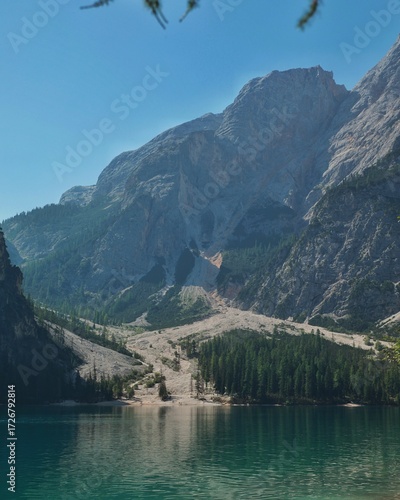 Lago alpino