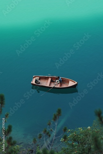 Bote de remos en un lago