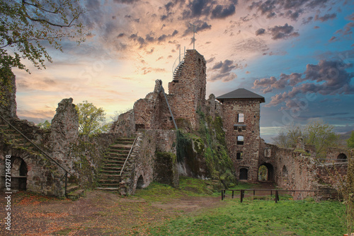 Burgruine Hohnstein bei Neustadt im Harz
