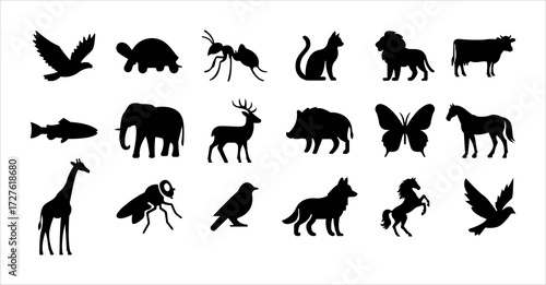 Black animal silhouette bundle design vector