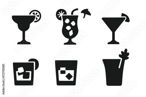 Cocktail Icons Grid. Solid, filled icon set of cocktail drinks: margarita, mojito, pina colada, daiquiri, negroni, old fashioned, cosmopolitan, bloody mary.