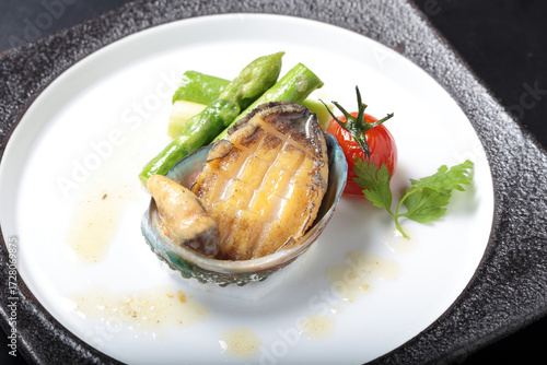Fotografía 鮑ステーキ｜abalone steak