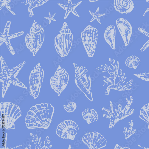 Hand drawn seashell sketch seamless pattern. Vector monochrome illustration, sea nature background.