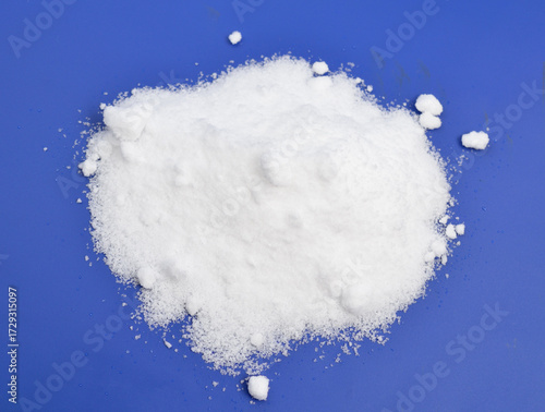 Ταπετσαρία Potassium oxalate is a chemical compound, specifically a potassium salt of oxalic acid