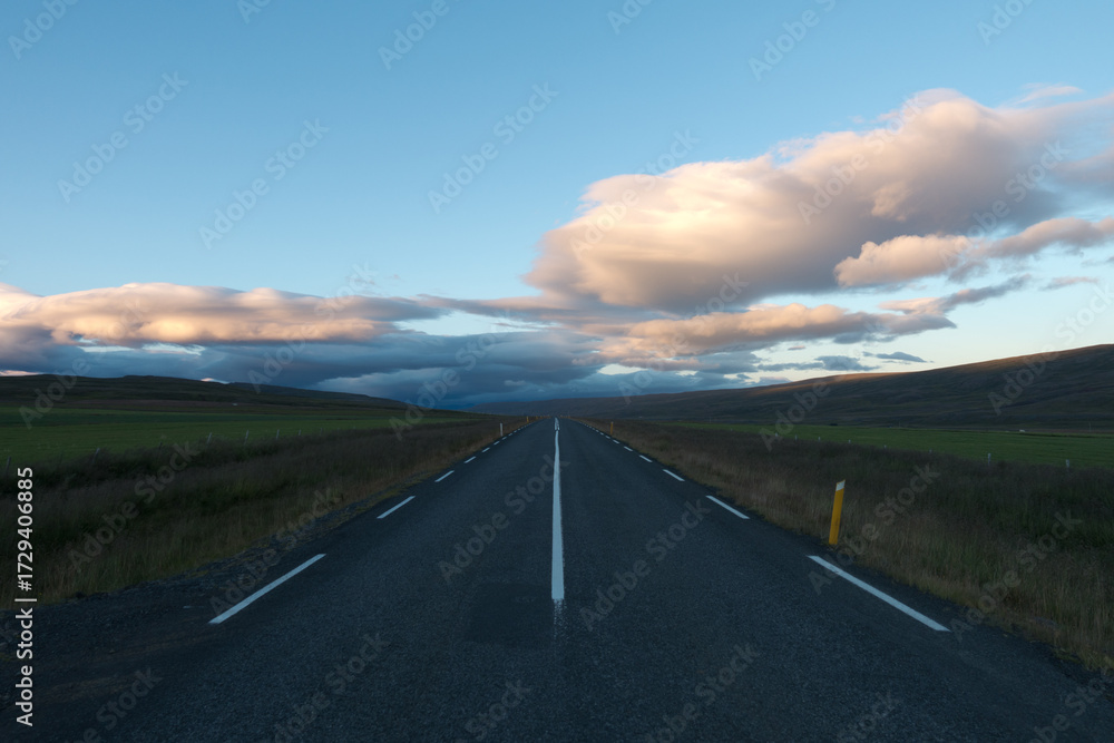 Naklejka premium Strasse in Island