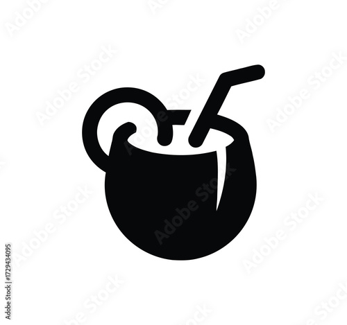 Drinks Line Icons Outline Set. logo, Juice Bottle, Chocolate Drink, Planter's Punch, Ice Bucket with Bottle, Last Word Cocktail, Sidecar Drink, Pomegranate Martini, Beer Mug, and More are Included in 